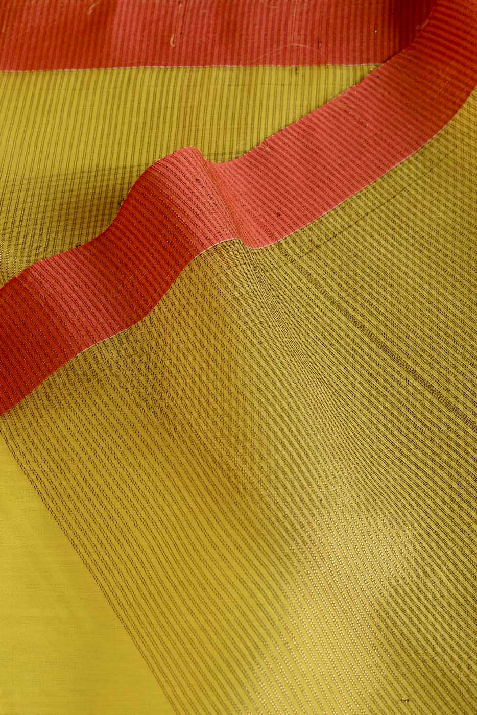 Handwoven Matka-Muslin Jamdani - Image 4