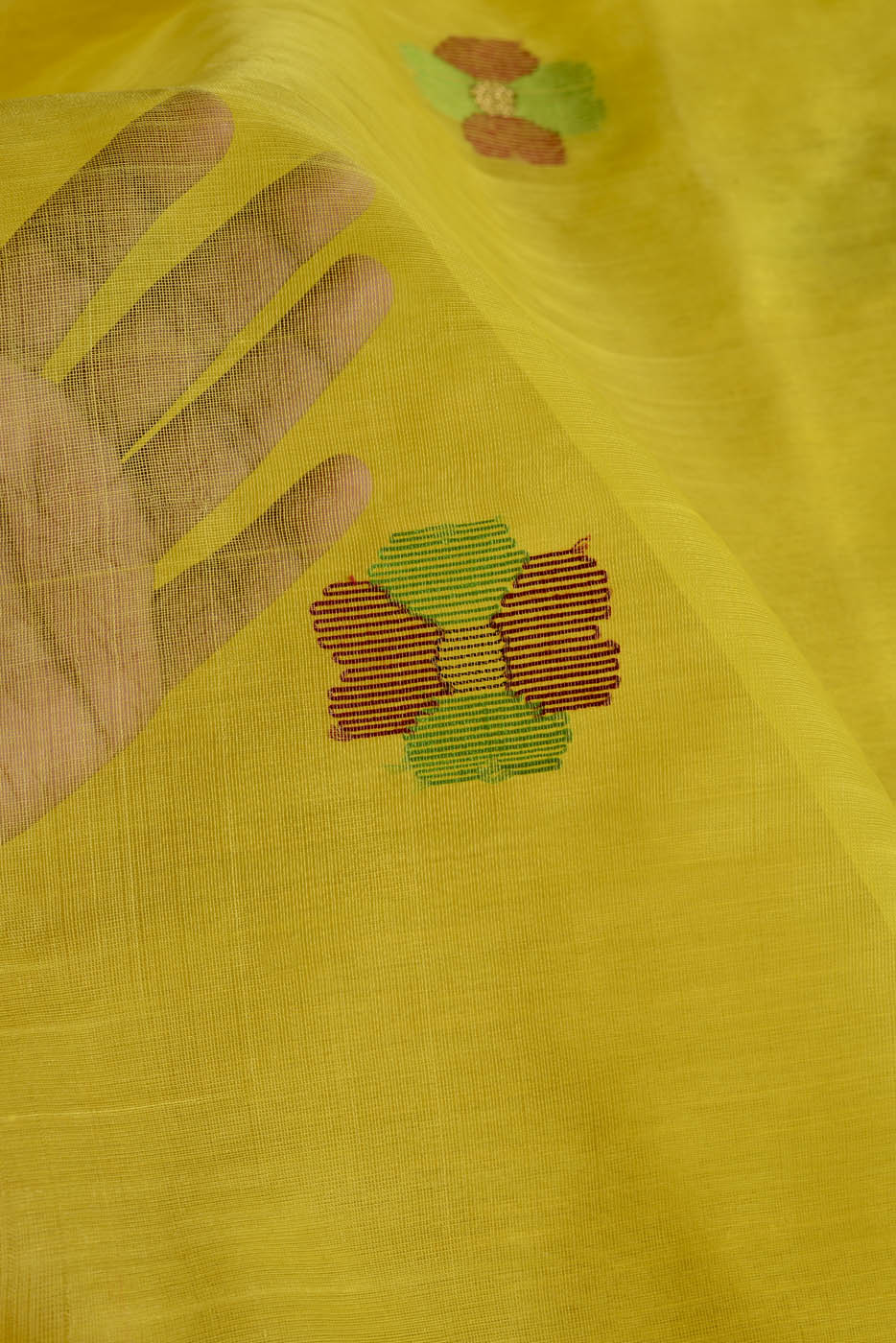Handwoven Matka-Muslin Jamdani - Image 2