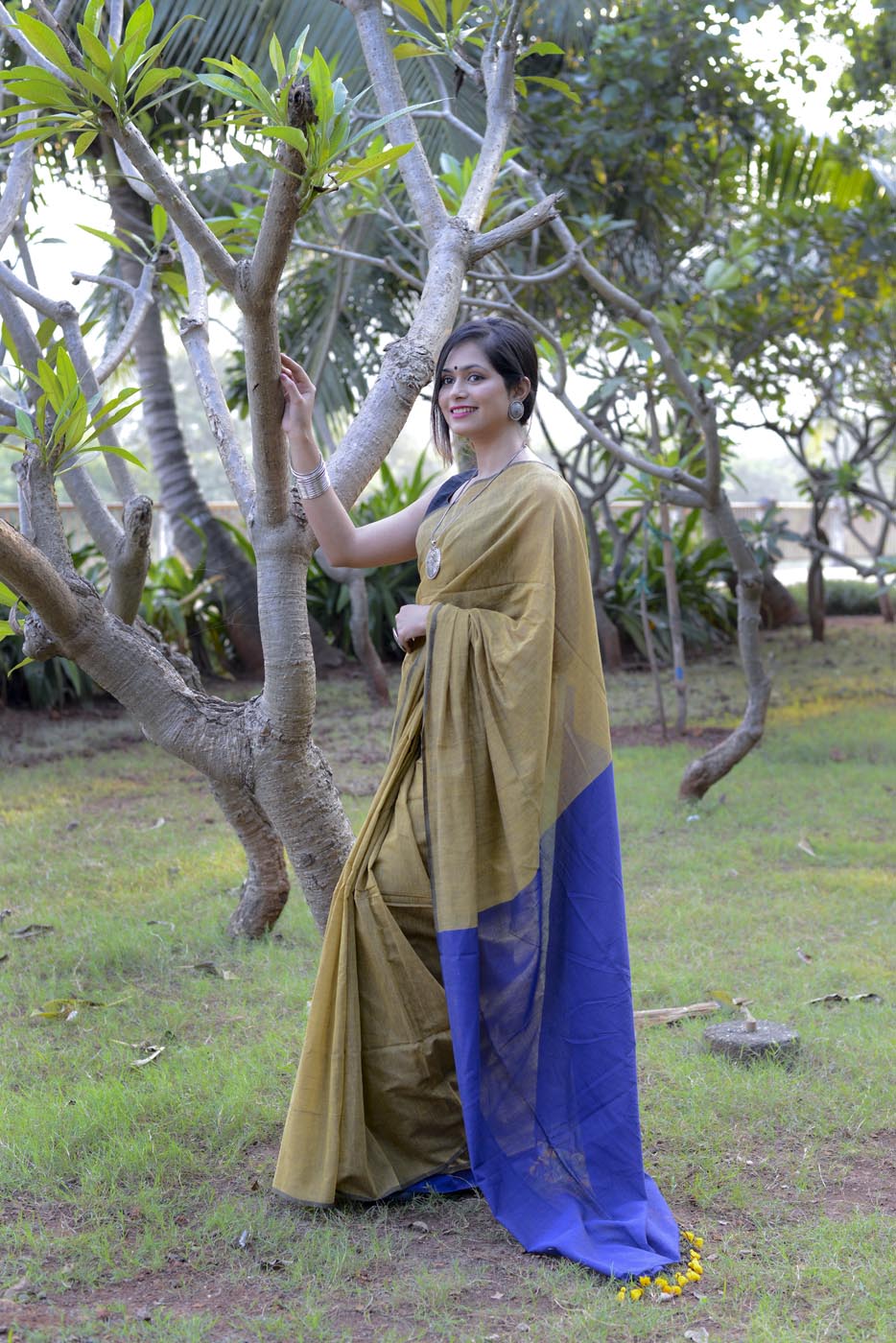Handwoven Cotton Saree – XVI - Image 2
